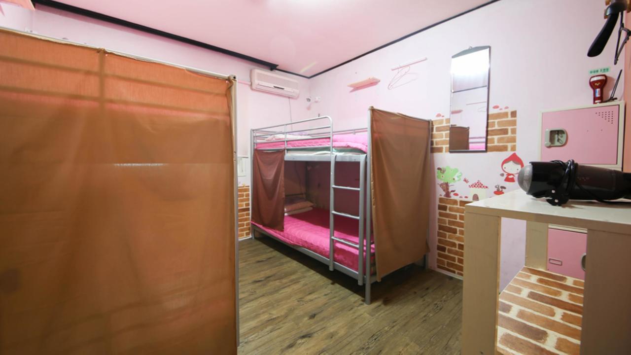 Comeinn Guesthouse Hongdae - Female Only Seoul Eksteriør bilde