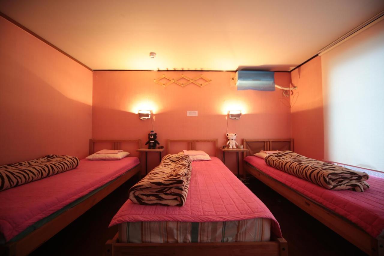 Comeinn Guesthouse Hongdae - Female Only Seoul Eksteriør bilde